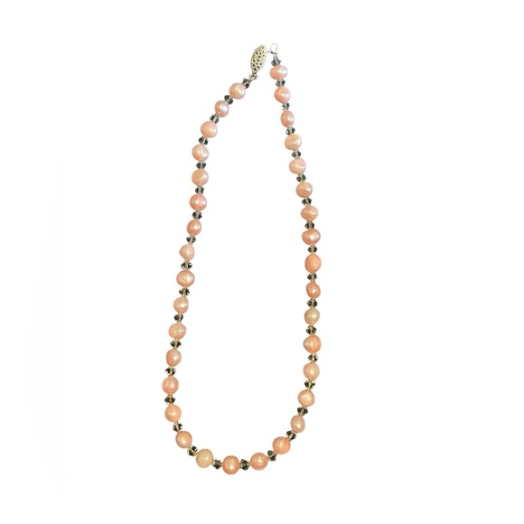 unbran Jewelry - Chic Coral Beaded Necklace